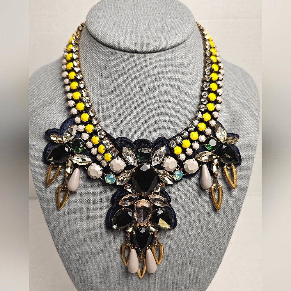 [J. CREW] Gray & Citron Stones ○● Navy Backing ○● Bib Drop Statement Necklace